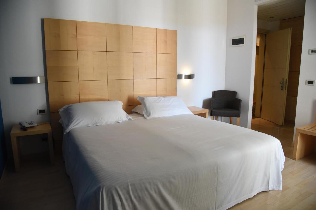Hotel Duca D'Aosta Мольяно-Венето Экстерьер фото