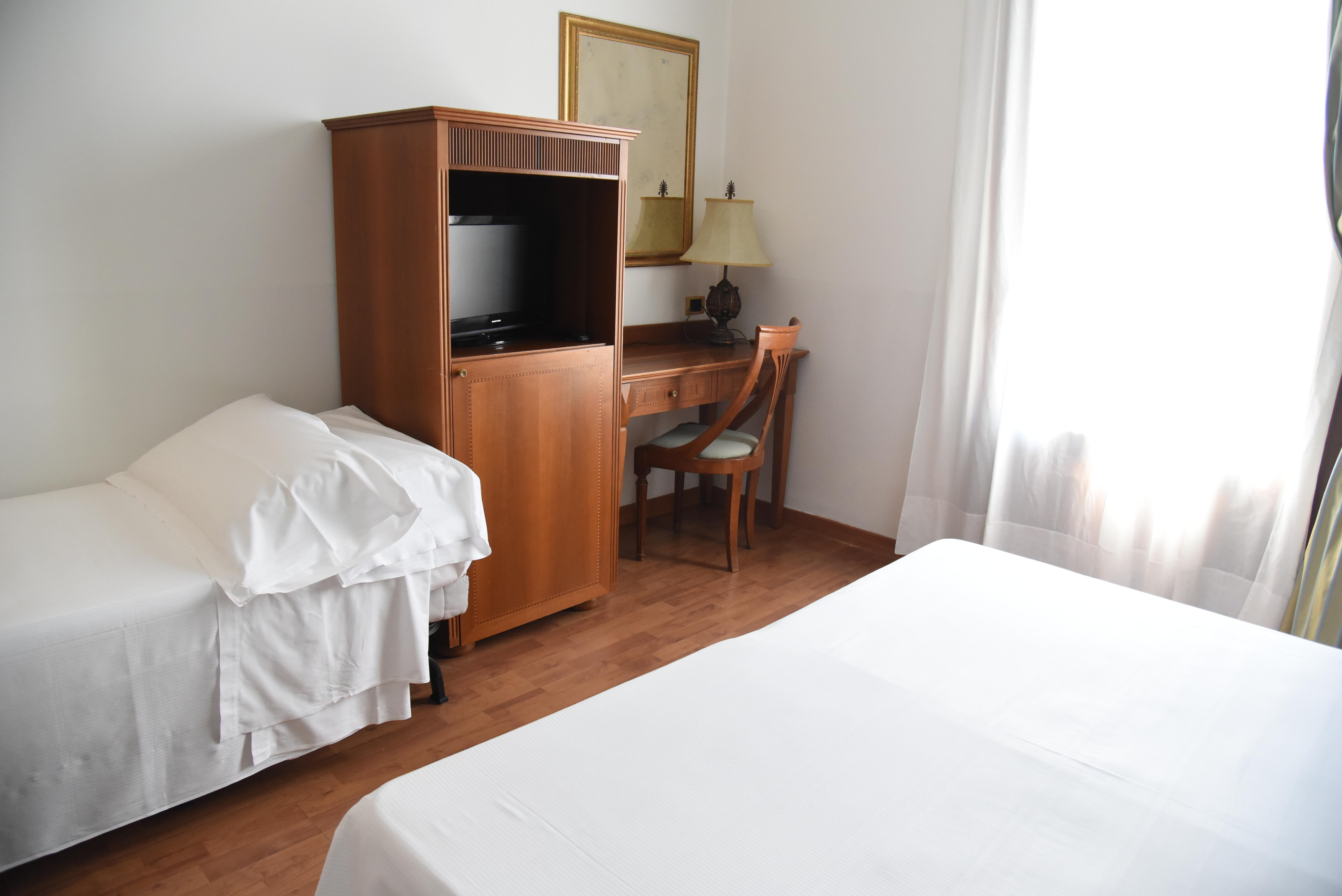 Hotel Duca D'Aosta Мольяно-Венето Экстерьер фото