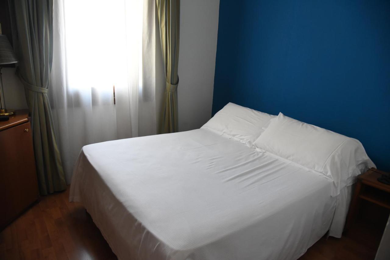 Hotel Duca D'Aosta Мольяно-Венето Экстерьер фото