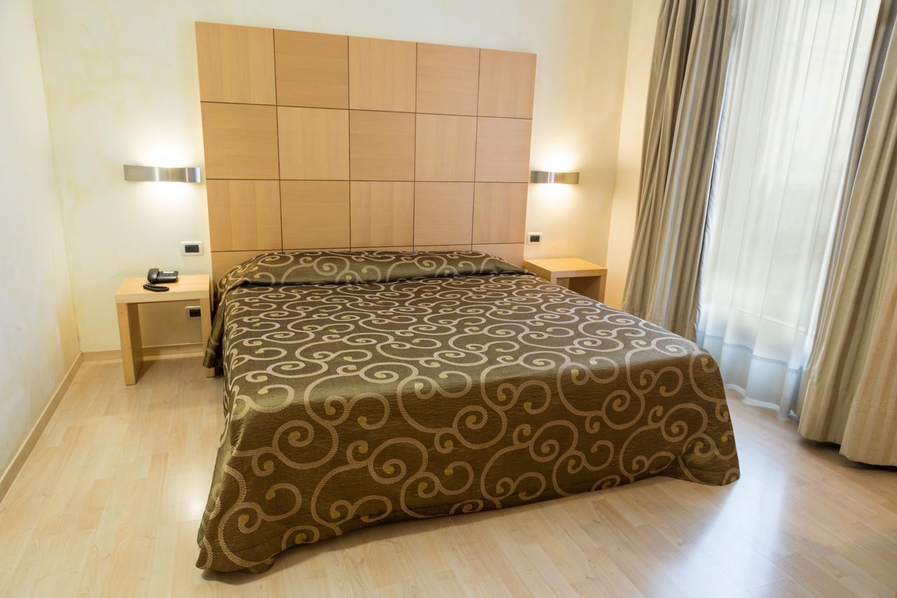 Hotel Duca D'Aosta Мольяно-Венето Экстерьер фото